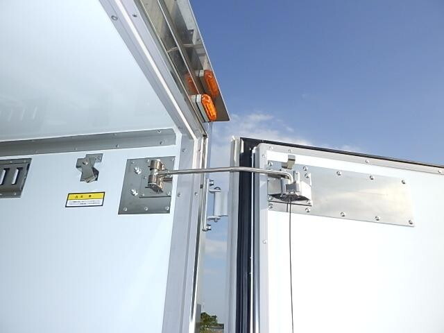 日野レンジャー冷凍車（冷蔵車）増トン（6t・8t）[写真11]