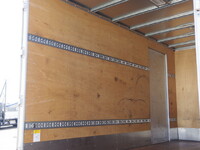 いすゞエルフアルミバン小型（2t・3t）[写真15]