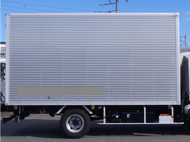 いすゞエルフアルミバン小型（2t・3t）[写真18]