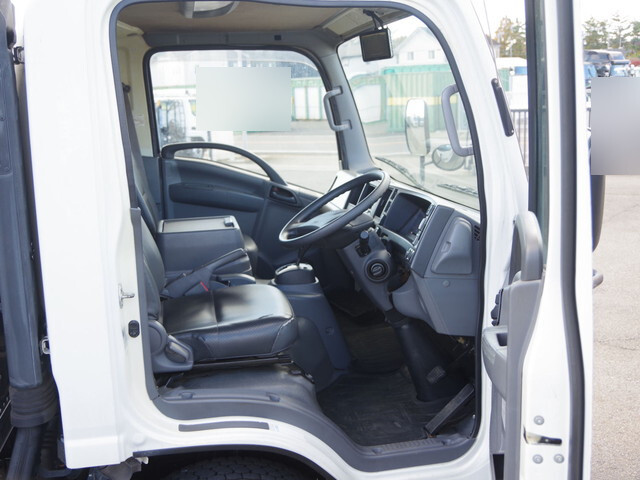 いすゞエルフアルミバン小型（2t・3t）[写真29]