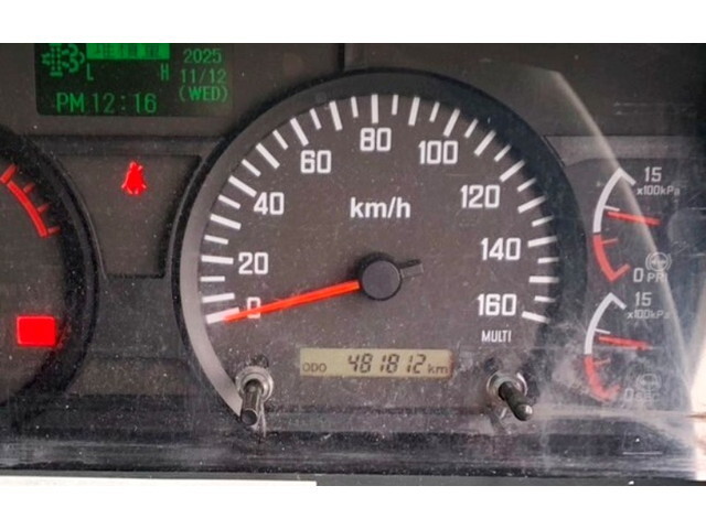 いすゞフォワードアルミウイング中型（4t）[写真18]