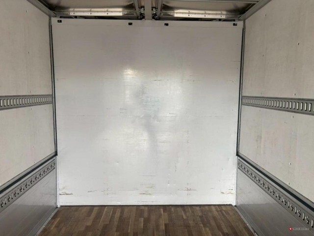 三菱ふそうファイターアルミウイング中型（4t）[写真12]