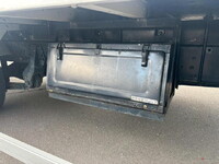 三菱ふそうファイターアルミウイング中型（4t）[写真14]