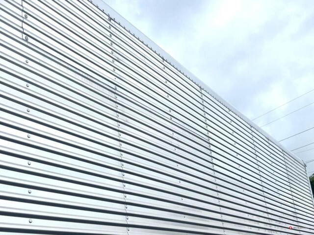 三菱ふそうファイターアルミウイング中型（4t）[写真14]