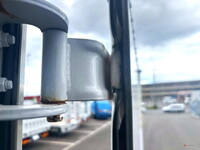 三菱ふそうファイターアルミウイング中型（4t）[写真19]