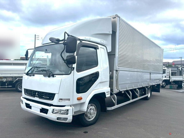 三菱ふそうファイターアルミウイング中型（4t）[写真03]