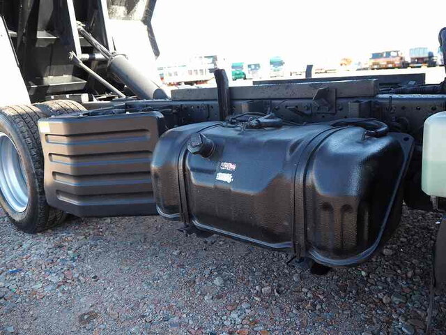 いすゞエルフ深ダンプ（土砂禁ダンプ）小型（2t・3t）[写真12]