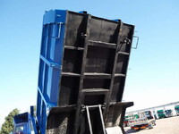 いすゞエルフ深ダンプ（土砂禁ダンプ）小型（2t・3t）[写真14]