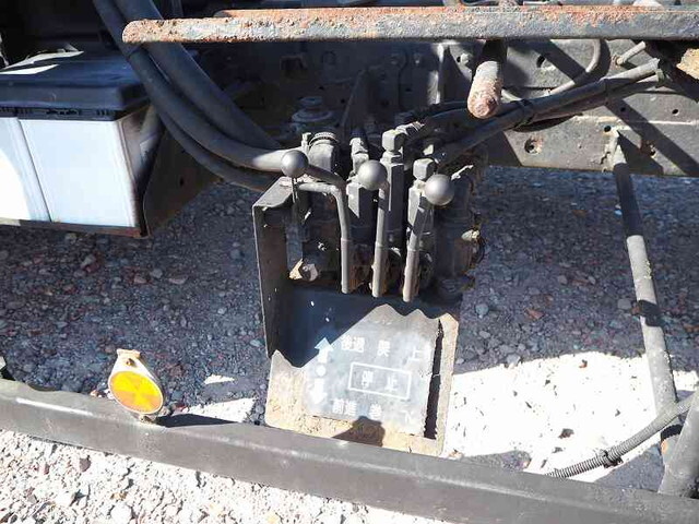 いすゞエルフセーフティクレーン4段小型（2t・3t）[写真27]