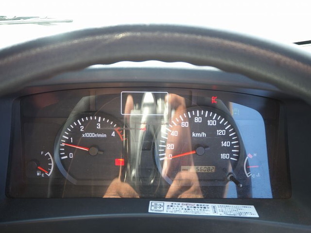 いすゞエルフセーフティクレーン4段小型（2t・3t）[写真39]