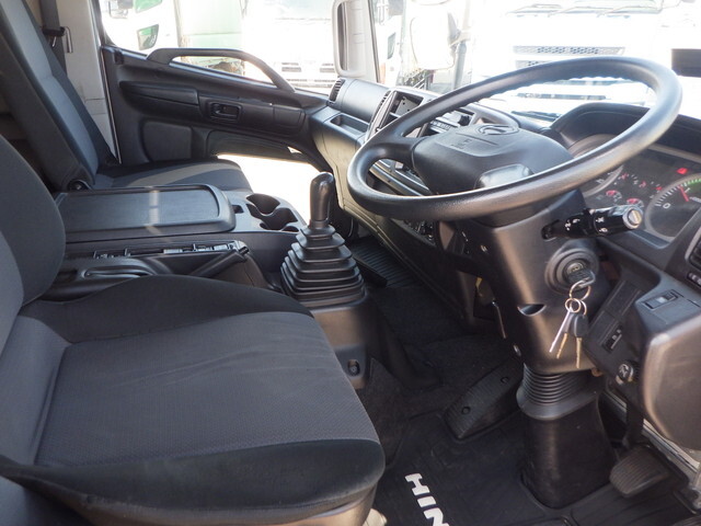 日野レンジャーアルミブロック増トン（6t・8t）[写真18]