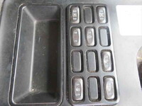 三菱ふそうスーパーグレートダンプ大型（10t）[写真32]