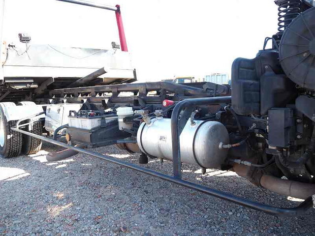 三菱ふそうファイターセーフティローダー中型（4t）[写真16]