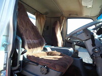 三菱ふそうファイターセーフティローダー中型（4t）[写真36]