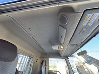 三菱ふそうスーパーグレート平ボディ大型（10t）[写真21]