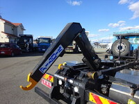 三菱ふそうファイターコンテナ専用車増トン（6t・8t）[写真15]