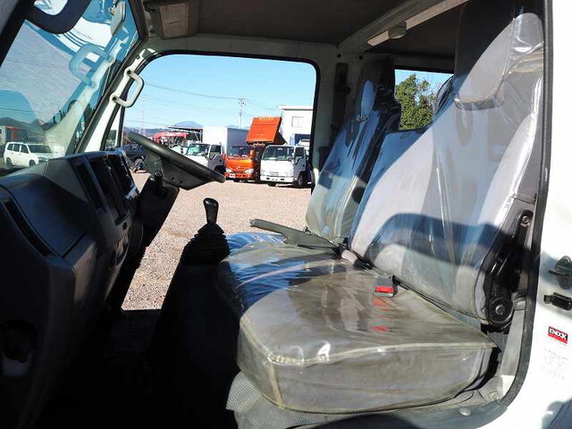 いすゞエルフダブルキャブ（Wキャブ）小型（2t・3t）[写真25]