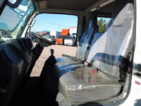 いすゞエルフダブルキャブ（Wキャブ）小型（2t・3t）[写真26]