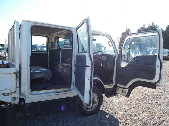 いすゞエルフダブルキャブ（Wキャブ）小型（2t・3t）[写真26]