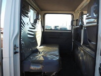 いすゞエルフダブルキャブ（Wキャブ）小型（2t・3t）[写真28]