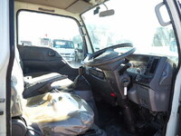 いすゞエルフダブルキャブ（Wキャブ）小型（2t・3t）[写真31]