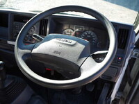 いすゞエルフダブルキャブ（Wキャブ）小型（2t・3t）[写真36]