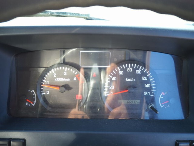 いすゞエルフダブルキャブ（Wキャブ）小型（2t・3t）[写真39]