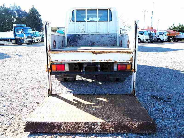 いすゞエルフダブルキャブ（Wキャブ）小型（2t・3t）[写真06]