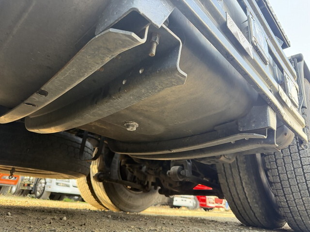 三菱ふそうスーパーグレートトレーラーヘッド（トラクターヘッド）大型（10t）[写真18]