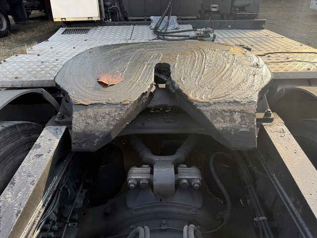 三菱ふそうスーパーグレートトレーラーヘッド（トラクターヘッド）大型（10t）[写真24]