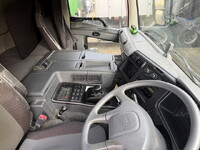 三菱ふそうスーパーグレートトレーラーヘッド（トラクターヘッド）大型（10t）[写真33]