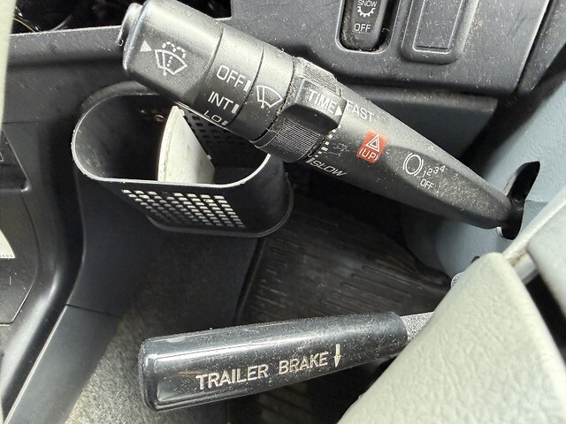 三菱ふそうスーパーグレートトレーラーヘッド（トラクターヘッド）大型（10t）[写真35]