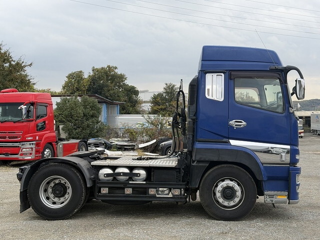 三菱ふそうスーパーグレートトレーラーヘッド（トラクターヘッド）大型（10t）[写真08]