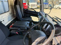 日野レンジャーアルミウイング中型（4t）[写真20]