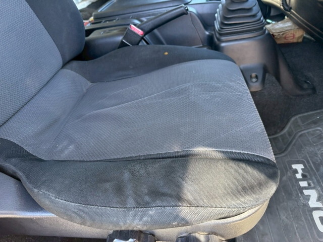 日野レンジャーアルミウイング中型（4t）[写真21]