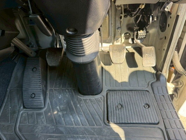 日野レンジャーアルミウイング中型（4t）[写真22]