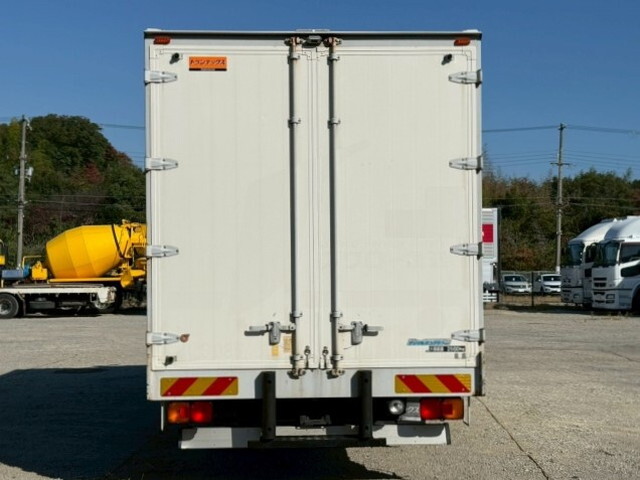 日野レンジャーアルミウイング中型（4t）[写真07]