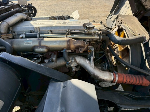三菱ふそうファイタータンク車（タンクローリー）増トン（6t・8t）[写真38]