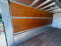 三菱ふそうファイターアルミウイング中型（4t）[写真13]