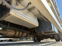 三菱ふそうファイターアルミウイング中型（4t）[写真33]