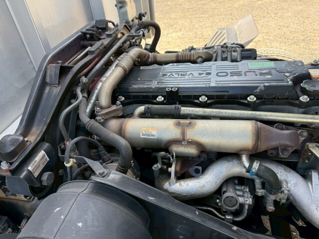 三菱ふそうファイターアルミウイング中型（4t）[写真38]