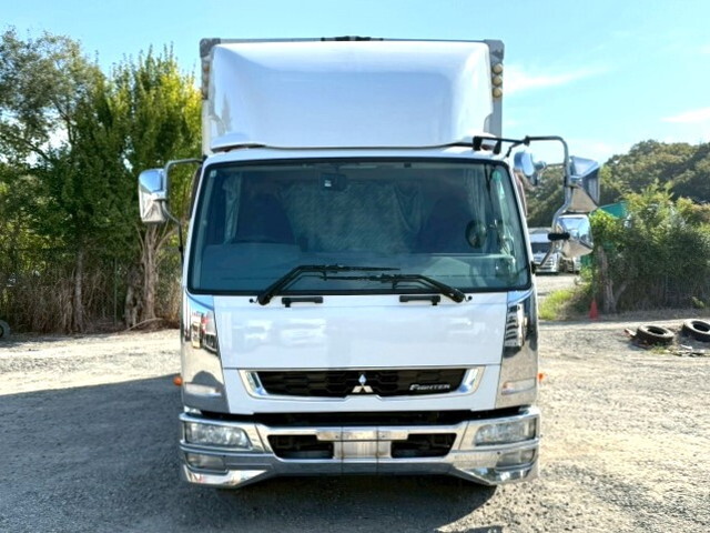 三菱ふそうファイターアルミウイング中型（4t）[写真04]