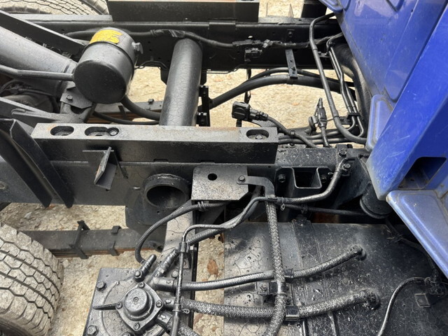 三菱ふそうキャンターダブルキャブ・ダンプ小型（2t・3t）[写真25]