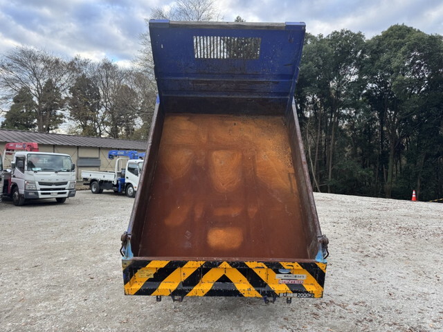 三菱ふそうキャンターダブルキャブ・ダンプ小型（2t・3t）[写真08]