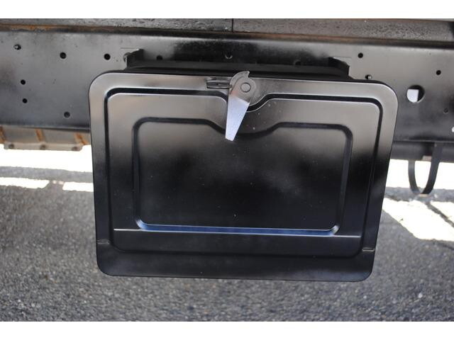 日野デュトロ平ボディ小型（2t・3t）[写真16]