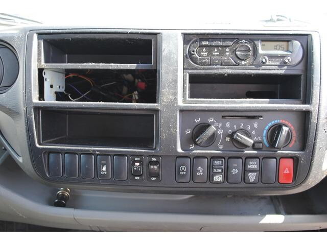 日野デュトロ平ボディ小型（2t・3t）[写真29]