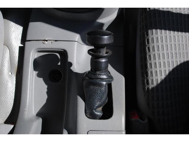 日野デュトロ平ボディ小型（2t・3t）[写真33]