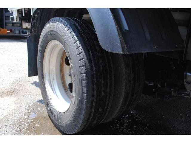 日野デュトロ平ボディ小型（2t・3t）[写真23]