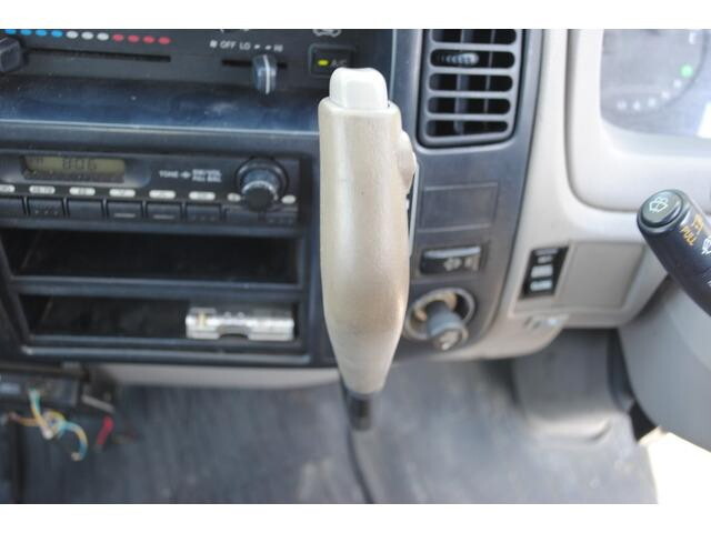 日野デュトロ平ボディ小型（2t・3t）[写真33]