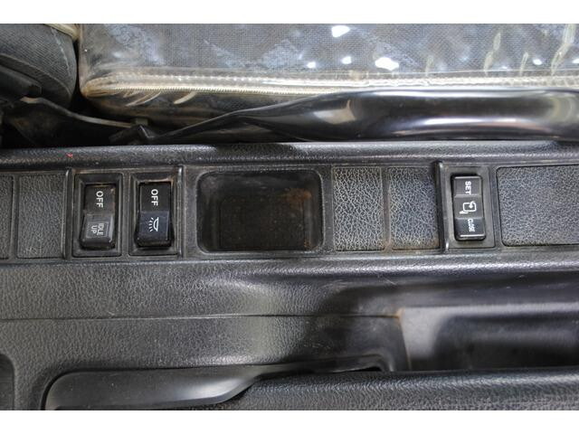 日野レンジャーダンプ中型（4t）[写真32]